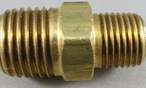 NIPPLE,HEX,REDUCING,1/2MP X 3/8MP,BRASS
