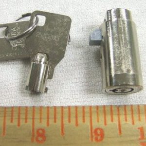 LOCK,W/2 KEYS,RVC205