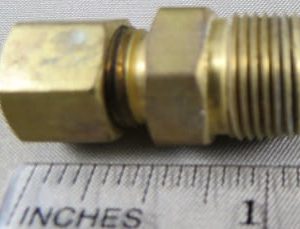 UNION,REDUCING,3/8COMP X 1/4COMP,BRASS