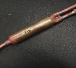 DRIER,COPPER,SPUN,3/4 IN SHELL,1/4OD INLET CONNECTION,3/16 OUTLET CONNECTION,8 3/8IN LONG,W/CHANGE VALVE